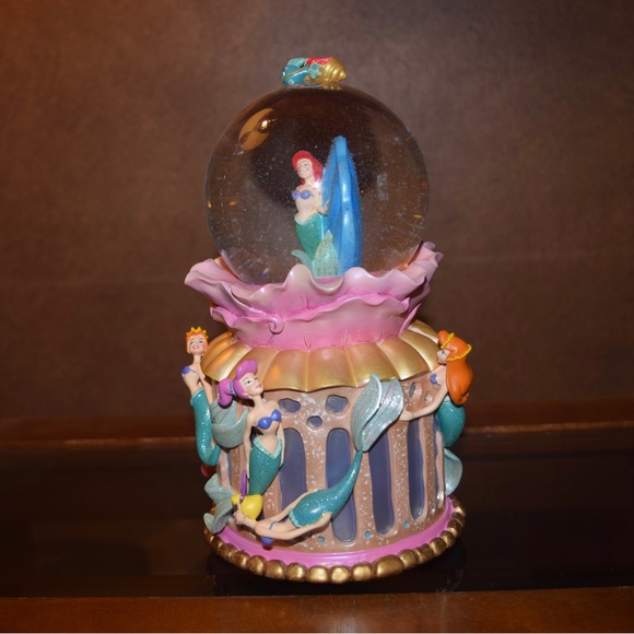 Collectible:Rare Ariel Under the Sea Concert Musical Snow Globe w/ Original Box - Picture 3 of 5